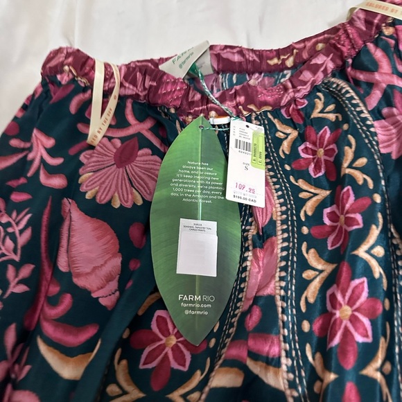 FARM Rio Seashell tapestry cargo pants. Size S NWT - Picture 3 of 3